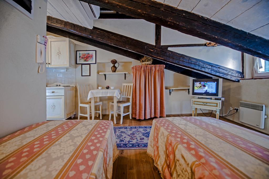 Residence Marco Polo Centro Storico Rovinj Ngoại thất bức ảnh