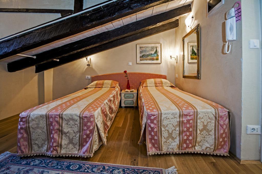 Residence Marco Polo Centro Storico Rovinj Ngoại thất bức ảnh