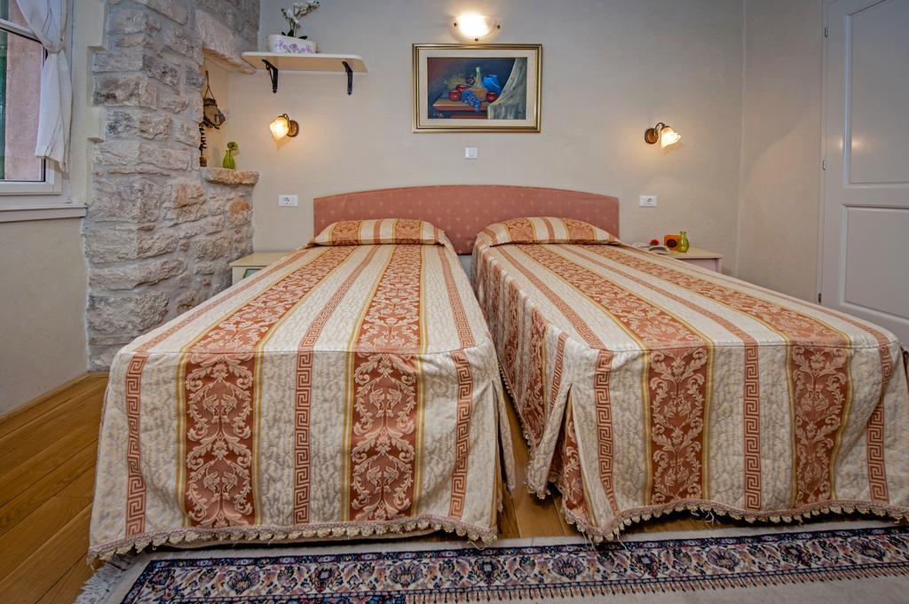 Residence Marco Polo Centro Storico Rovinj Ngoại thất bức ảnh