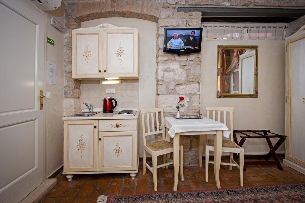 Residence Marco Polo Centro Storico Rovinj Ngoại thất bức ảnh